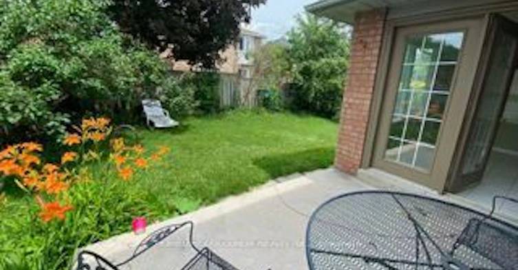 38 Keffer Circle, Newmarket, ON, L3X 1R7 - 7
