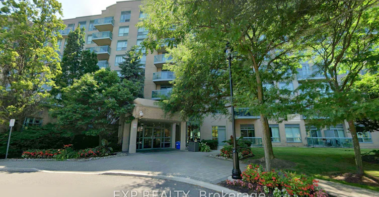 205-3 Ellesmere Street, Richmond Hill, ON, L4B 4N2