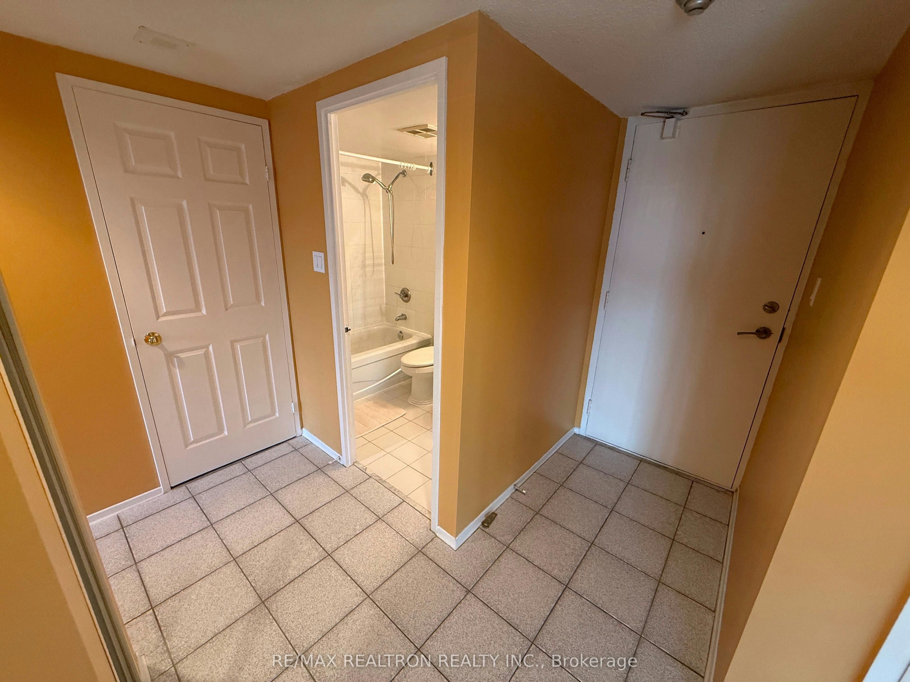 705-20 Baif Boulevard, Richmond Hill, ON, L4C 8T1 - 6