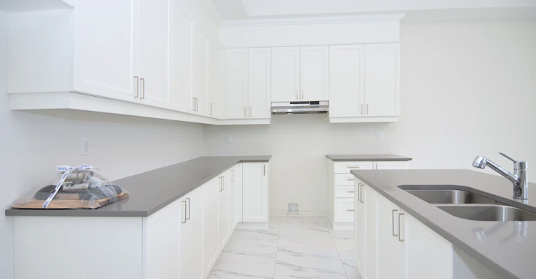 18 Hummingbird Grove, Adjala-Tosorontio, ON, L0G 1W0 - 4