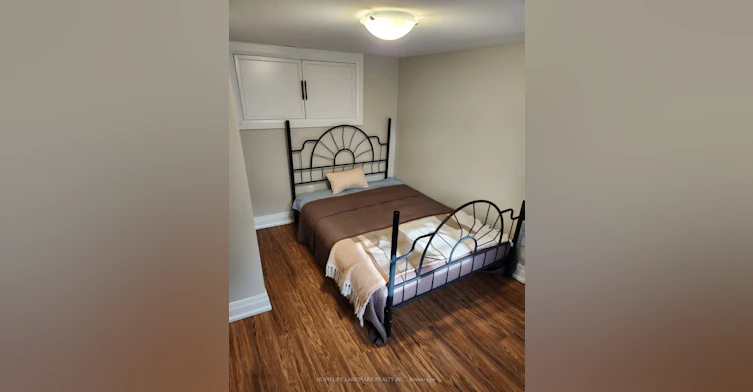 Basement Unit-452 D'arcy Street S, Newmarket, ON, L3Y 1N1 - 5