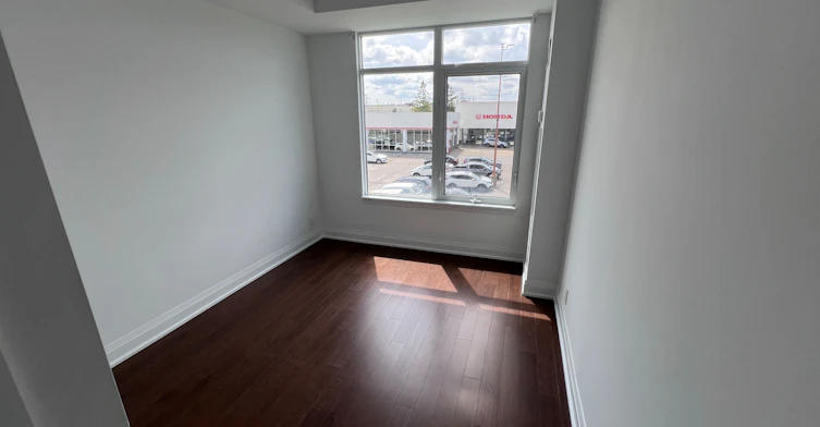 206-12 Woodstream Boulevard, Vaughan, ON, L4L 8C3 - 2
