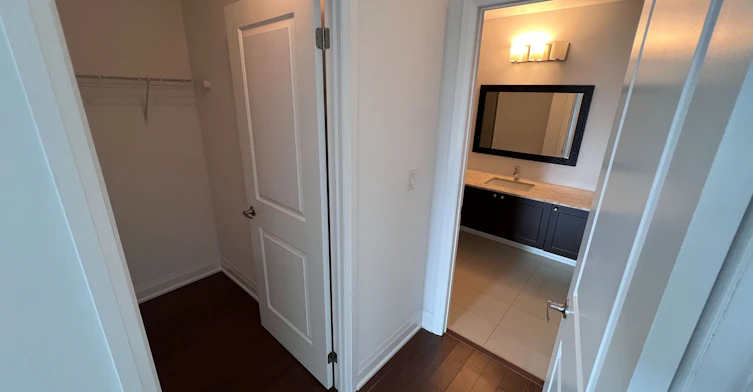 206-12 Woodstream Boulevard, Vaughan, ON, L4L 8C3 - 7