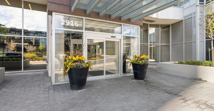 2404-2916 Highway 7 Road, Vaughan, ON, L4K 0K6 - 2