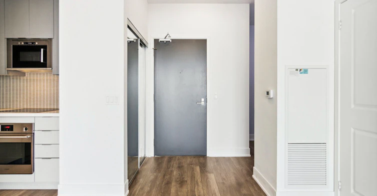 2404-2916 Highway 7 Road, Vaughan, ON, L4K 0K6 - 8