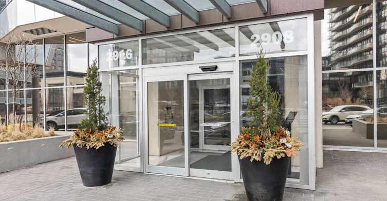 2404-2916 Highway 7 Road, Vaughan, ON, L4K 0K6 - 3