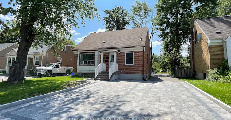 100 Pugsley Avenue, Richmond Hill, ON, L4C 1Z9