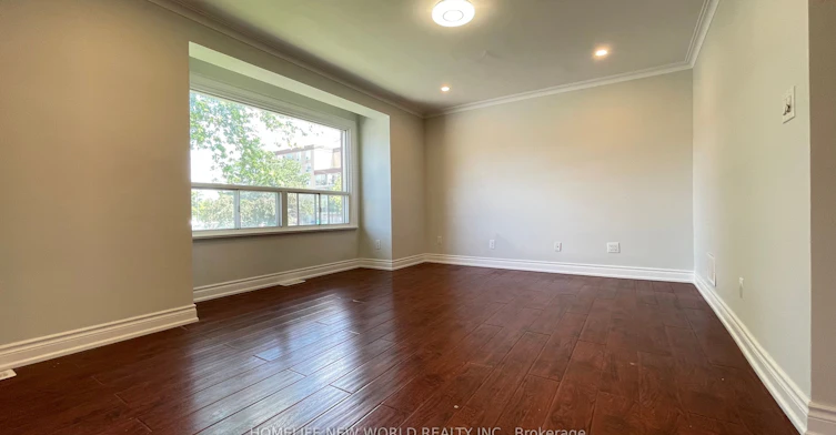 100 Pugsley Avenue, Richmond Hill, ON, L4C 1Z9 - 8