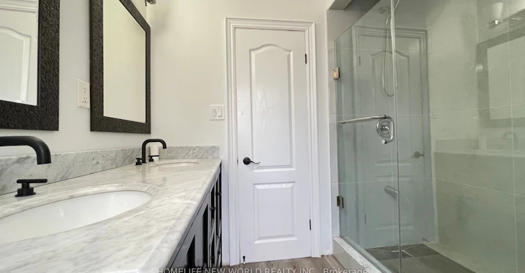 100 Pugsley Avenue, Richmond Hill, ON, L4C 1Z9 - 11