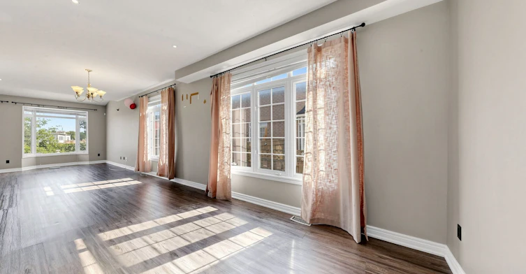 45 Cameo Drive, Richmond Hill, ON, L4S 2C1 - 3
