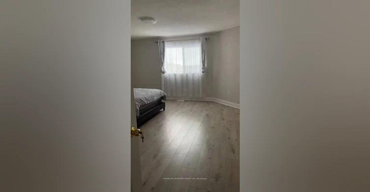 Upper-545 Menczel Crescent, Newmarket, ON, L3X 2P2 - 19