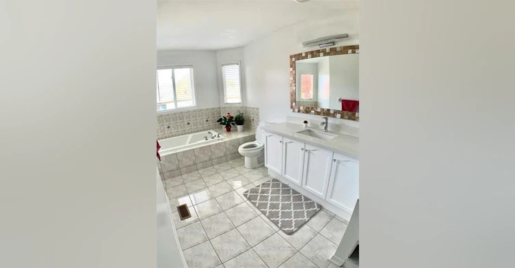 Upper-545 Menczel Crescent, Newmarket, ON, L3X 2P2 - 20