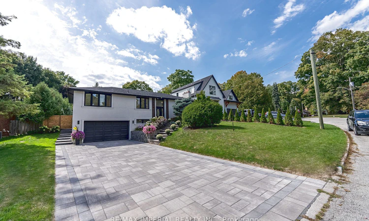 206 Richard Avenue