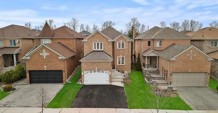 14 Buckhorn Avenue, Richmond Hill, ON, L4C 0E3