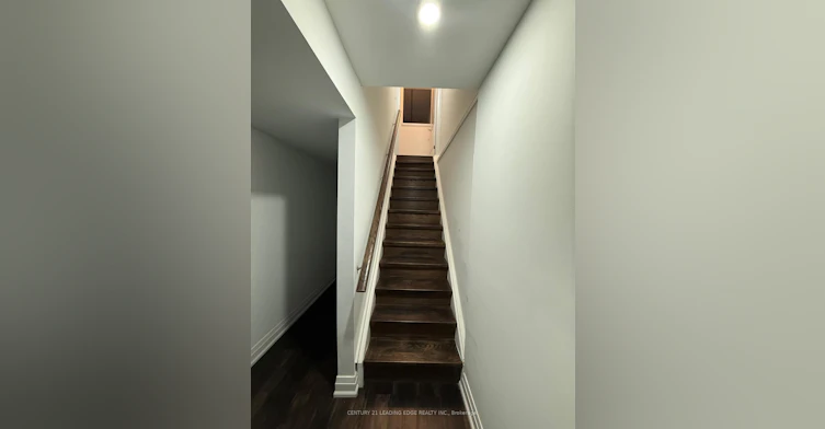 54 Moneypenny Place, Vaughan, ON, L4J 0L1 - 4