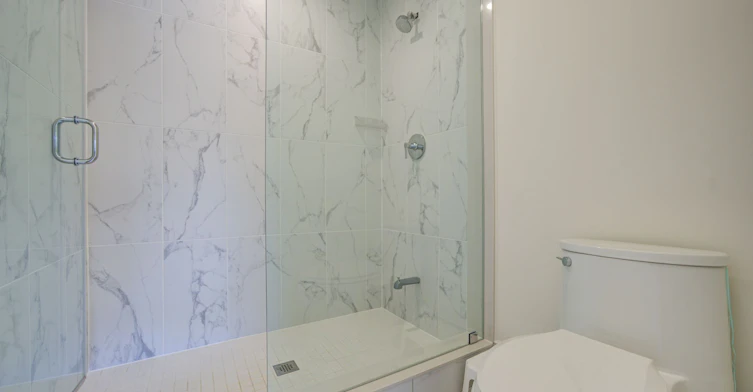 Main & 2nd Floor-35 Red Giant Street, Richmond Hill, ON, L4C 4Y4 - 45