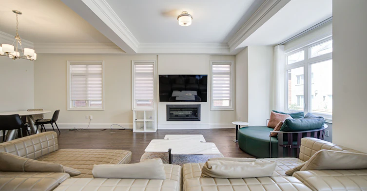 Main & 2nd Floor-35 Red Giant Street, Richmond Hill, ON, L4C 4Y4 - 16