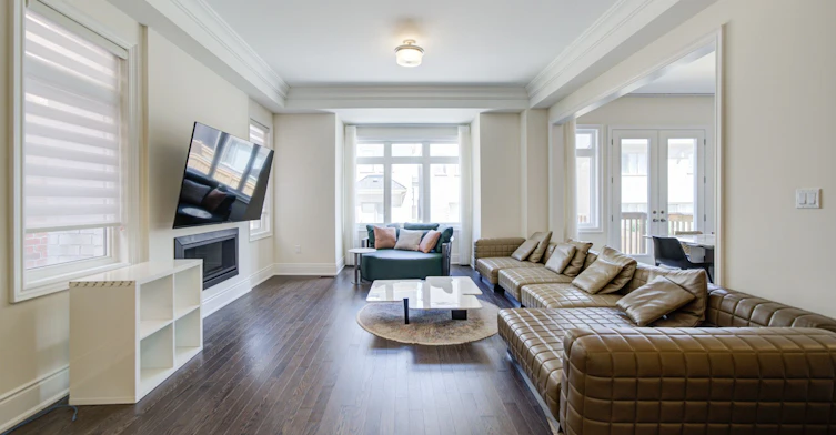 Main & 2nd Floor-35 Red Giant Street, Richmond Hill, ON, L4C 4Y4 - 11