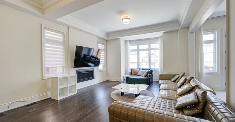 Main & 2nd Floor-35 Red Giant Street, Richmond Hill, ON, L4C 4Y4 - 12