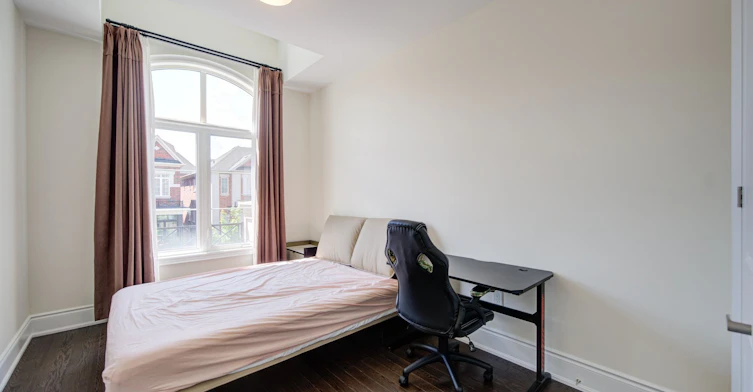 Main & 2nd Floor-35 Red Giant Street, Richmond Hill, ON, L4C 4Y4 - 37