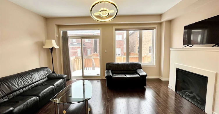 12 Constable Street, Aurora, ON, L4G 1B7 - 3