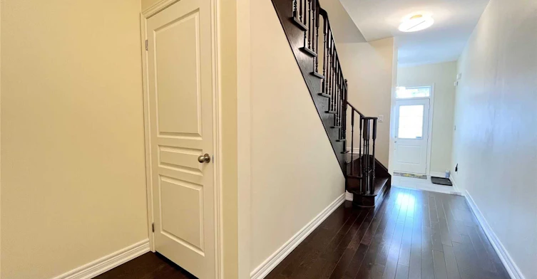 12 Constable Street, Aurora, ON, L4G 1B7 - 9