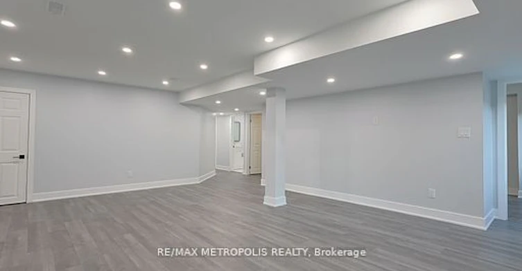 BSMT-75 Eastgrove Square, East Gwillimbury, ON, L9N 0R3 - 4