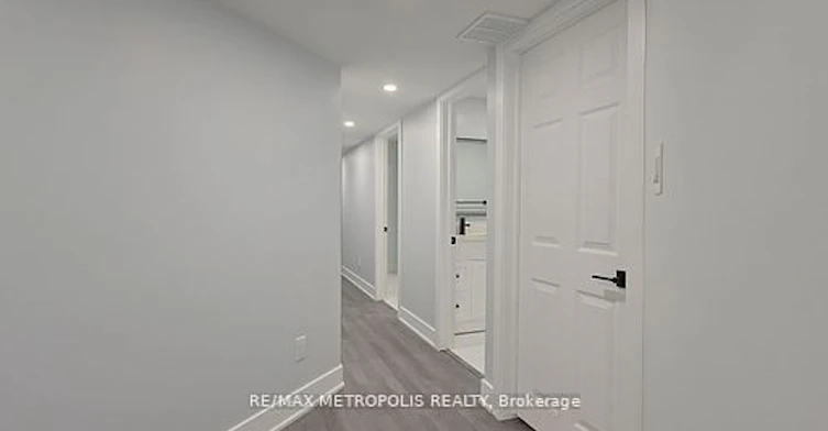 BSMT-75 Eastgrove Square, East Gwillimbury, ON, L9N 0R3 - 6