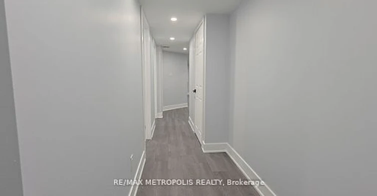 BSMT-75 Eastgrove Square, East Gwillimbury, ON, L9N 0R3 - 13