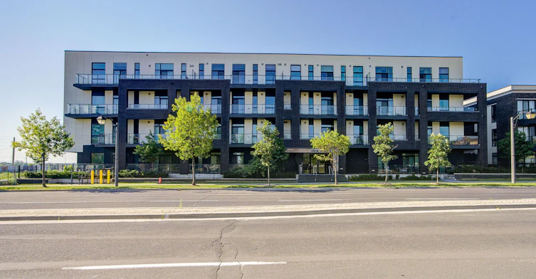 205-1709 Bur Oak Avenue, Markham, ON, L6E 0V7