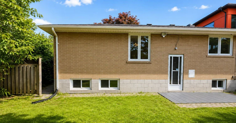 lower level-323 Elmwood Avenue, Richmond Hill, ON, L4C 1L7 - 2