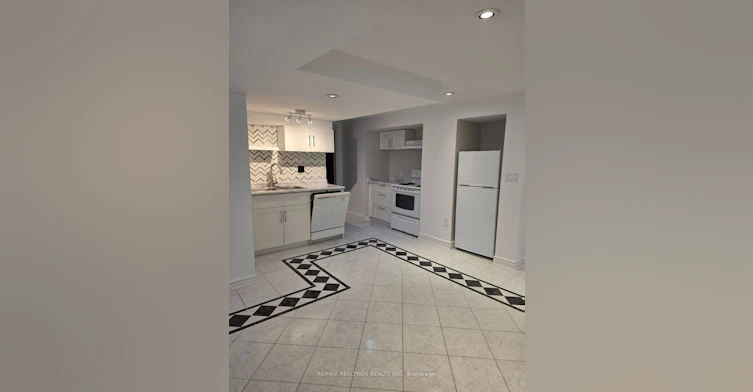 lower level-323 Elmwood Avenue, Richmond Hill, ON, L4C 1L7 - 8