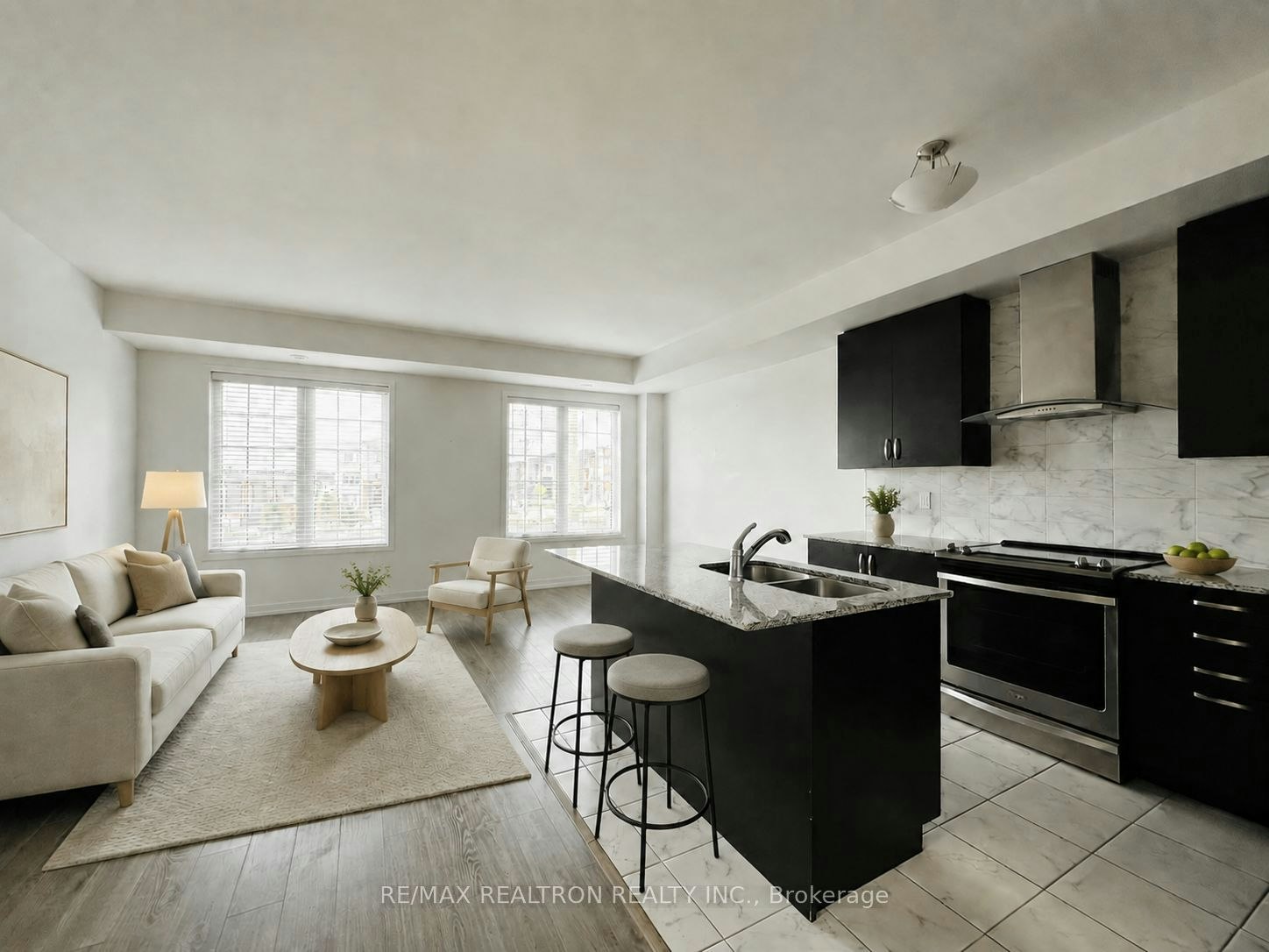 193 Harding Park Street, Newmarket, ON, L3Y 0E3 - 3