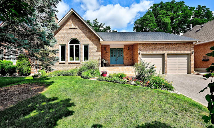 34 Captain Armstrong Lane