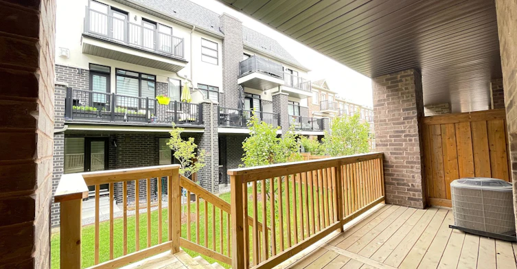26 Banshee Lane, Richmond Hill, ON, L4E 1H4 - 4