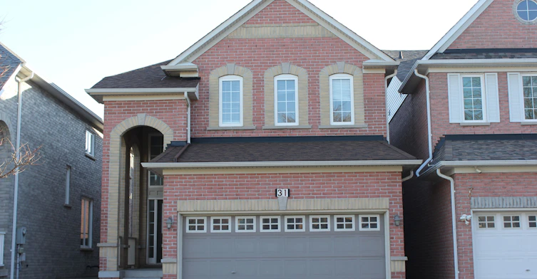 31 Barkwood Hollow, Markham, ON, L6C 2J8