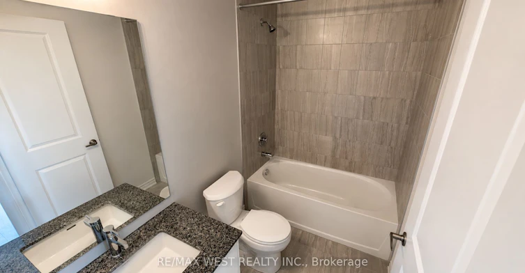 15 Inverary Crescent, Vaughan, ON, L4H 5G8 - 16