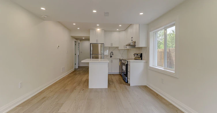 321 Tampa Drive, Georgina, ON, L4P 3A3 - 4