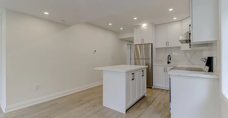 321 Tampa Drive, Georgina, ON, L4P 3A3 - 6