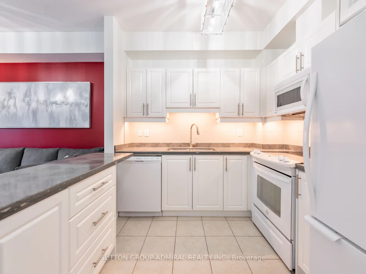 102-9944 Keele Street, Vaughan, ON, L6A 3Z4 - 3