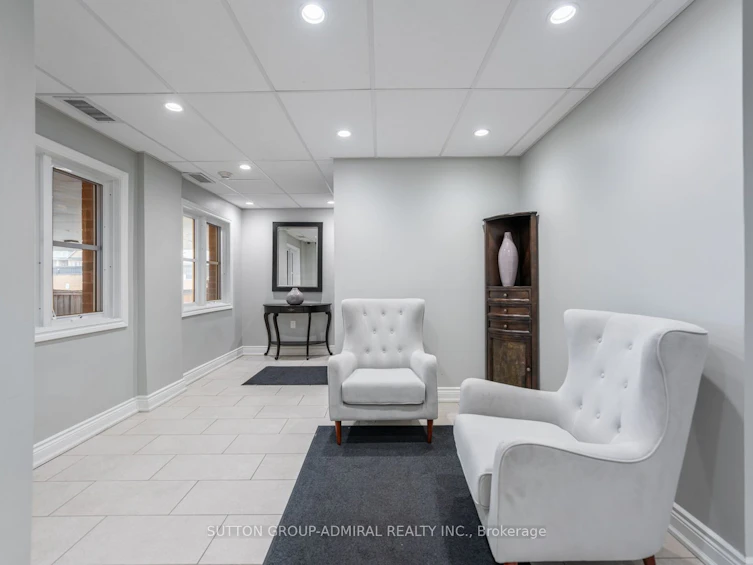 102-9944 Keele Street, Vaughan, ON, L6A 3Z4 - 20