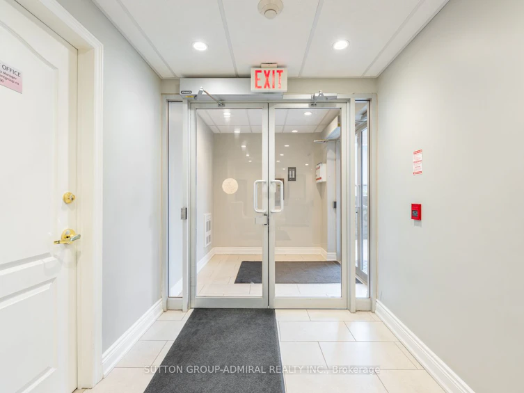 102-9944 Keele Street, Vaughan, ON, L6A 3Z4 - 21