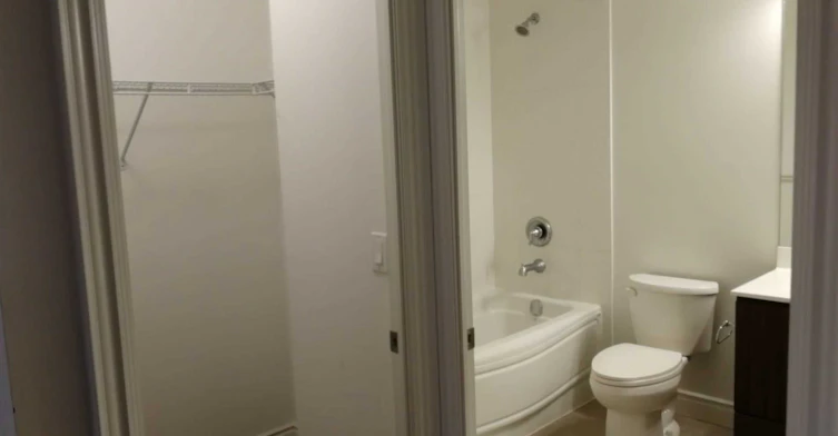 503-99 South Town Centre Boulevard, Markham, ON, L6G 0E9 - 6