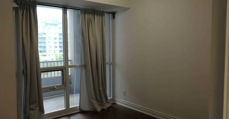 503-99 South Town Centre Boulevard, Markham, ON, L6G 0E9 - 5