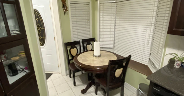 Upper-9 Clarion Crescent, Markham, ON, L3S 3M8 - 3