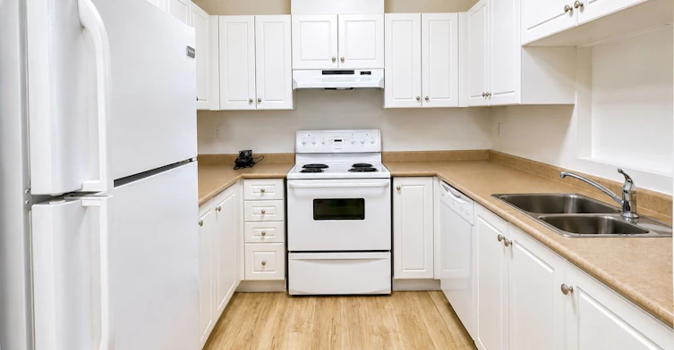 101-1 Centre Street W, Richmond Hill, ON, L4C 3P3 - 3