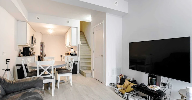 Th12-1010 Portage Parkway, Vaughan, ON, L4K 0K3 - 14
