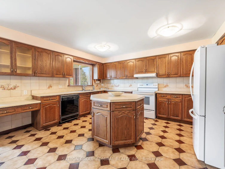48 Weldrick Road W, Richmond Hill, ON, L4C 3T8 - 8