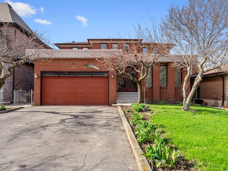 48 Weldrick Road W, Richmond Hill, ON, L4C 3T8