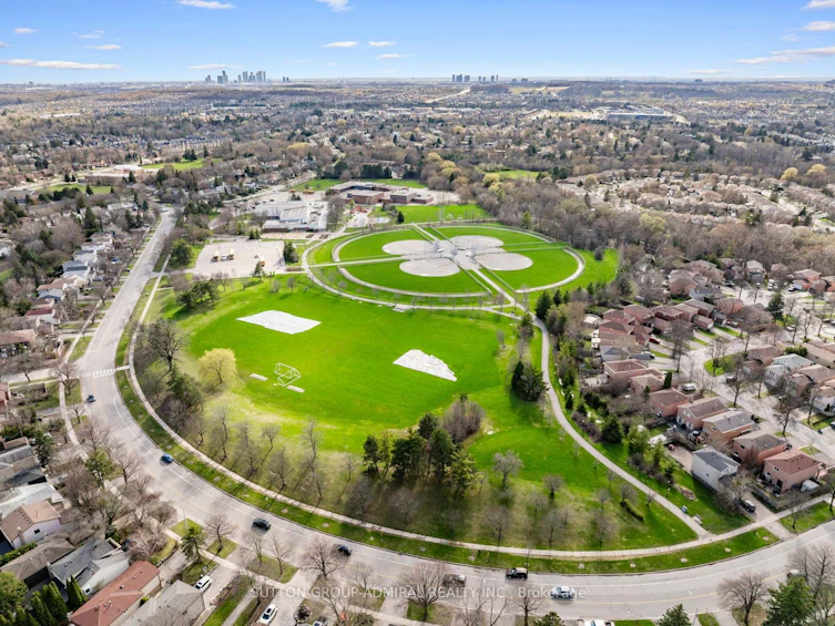 48 Weldrick Road W, Richmond Hill, ON, L4C 3T8 - 43